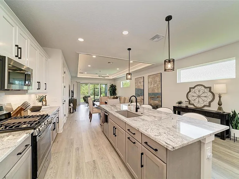 1047 Waterline Ct — Photo 15