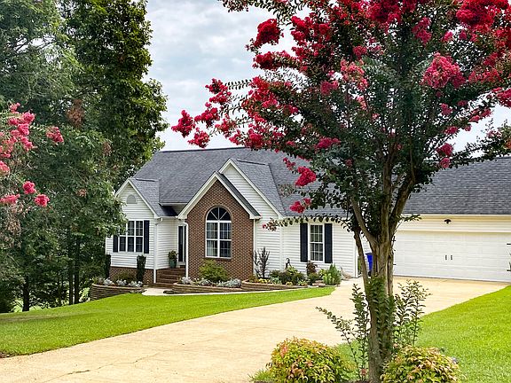 4th image of 113 Alecia Ln SE