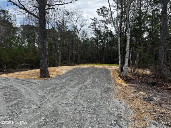 677 S Windward Dr SW #25, Supply, NC 28462