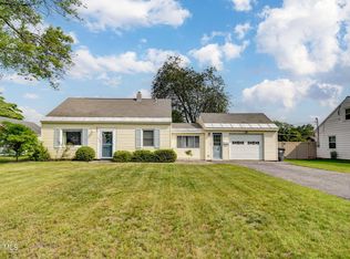 1074 Palazini Dr, Schenectady, NY 12303