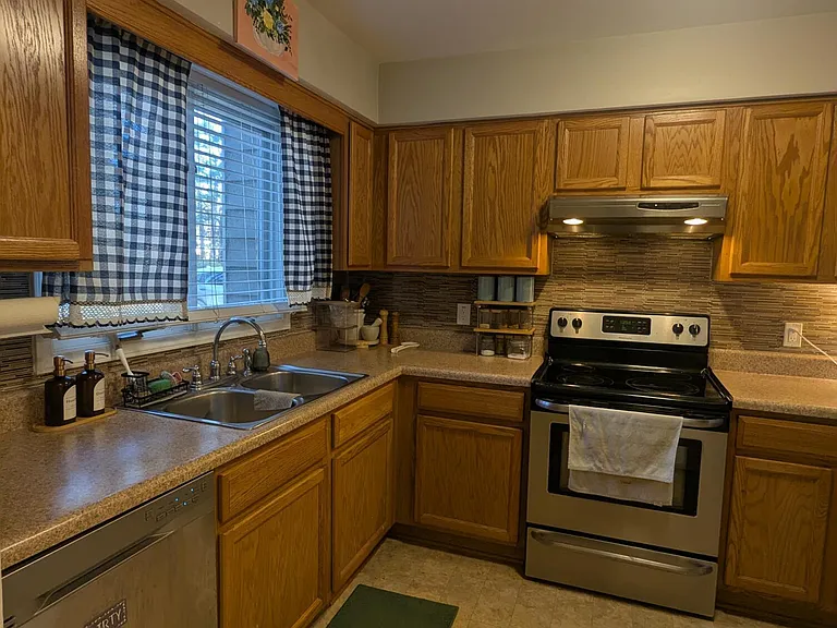 5513 Kaplan Dr — Photo 23