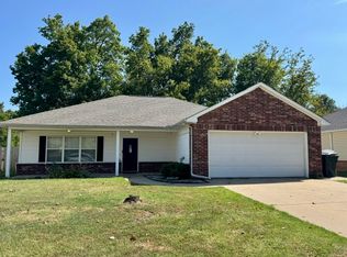 1005 W 21st St, Claremore, OK 74017