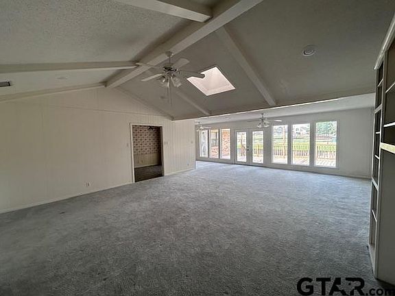 2nd image of 1608 Yosemite Dr
