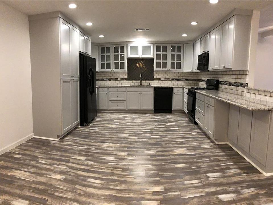1st image of 3133 Flagstone Dr