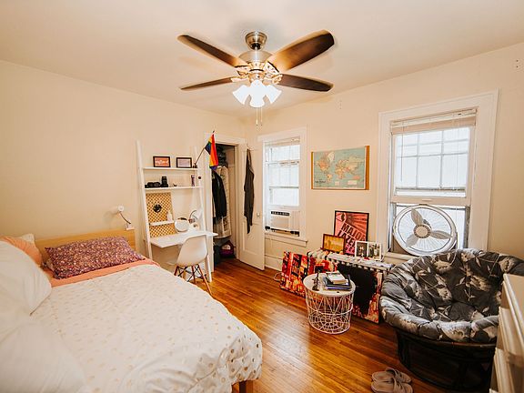 4th image of 2222 Marshall Ave APT 3