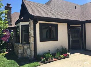 2740 Chipperfield Rd, Lawrence, KS 66047