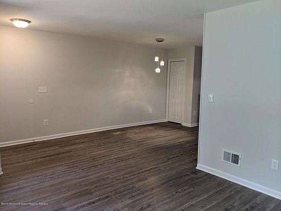 2nd image of 35 Brandywine Ct #276