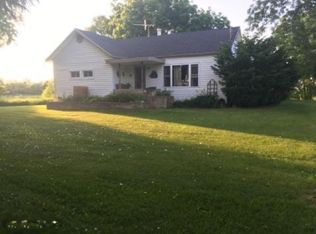 2599 E Lake Montcalm Rd, Edmore, MI 48829