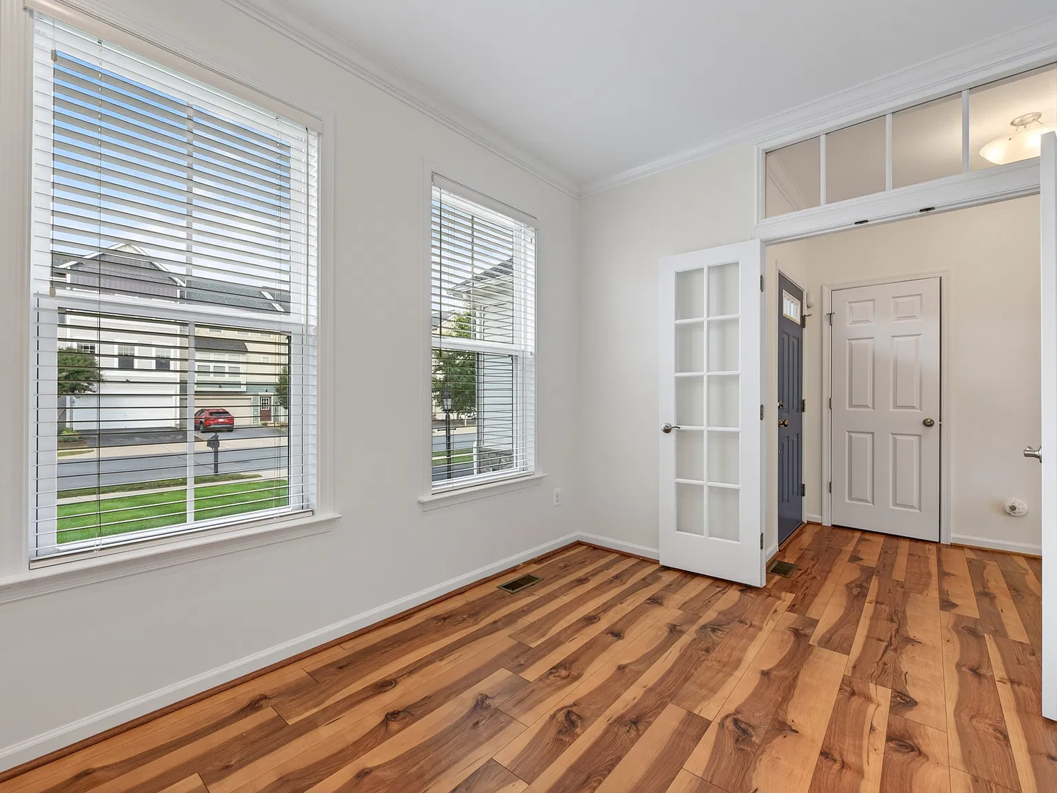 4 bed, 2608 sqft, $2,895 — Photo 3