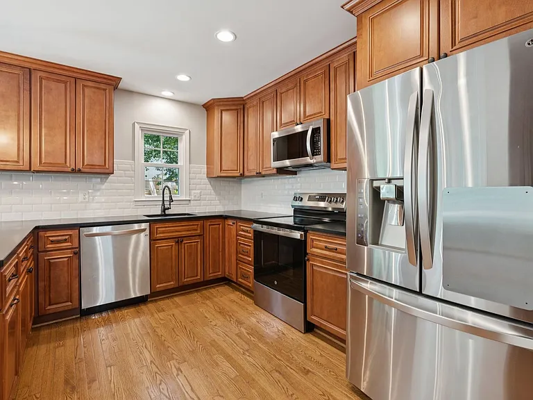 7401 Willshire Hunt Ct — Photo 13