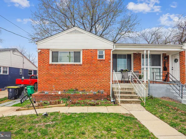 6913 Freeport St, Hyattsville, MD 20784