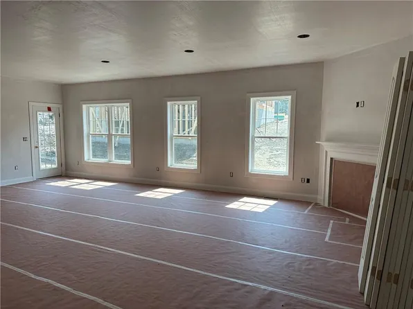43 Wyndham Way, North Kingstown, RI 02852