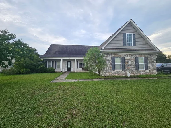 202 Winson Green Ln, Jacksonville, NC 28546