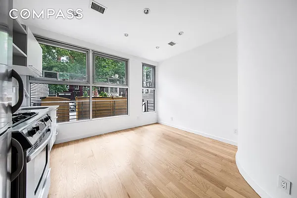 Rented by Compass | media 2