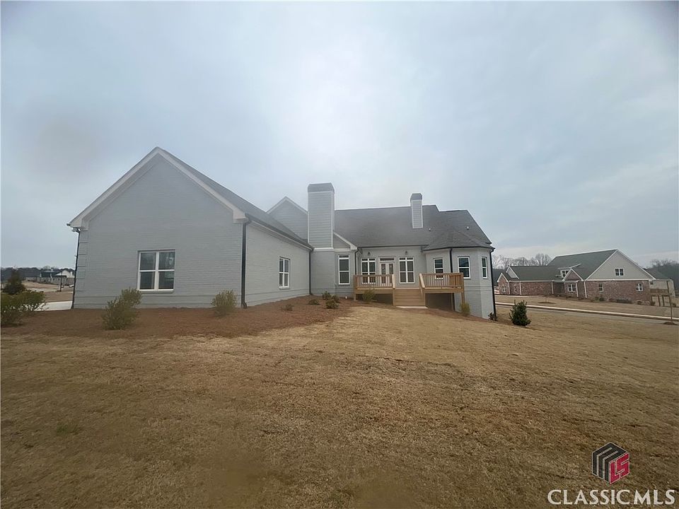 2nd image of 3570 Lily Lane