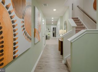 90 Extrovert Dr, Charles Town, WV 25414