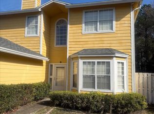 239 Autumn Springs Dr, Jacksonville, FL 32225