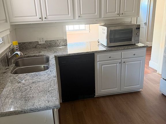 2nd image of 1826 Central Ave