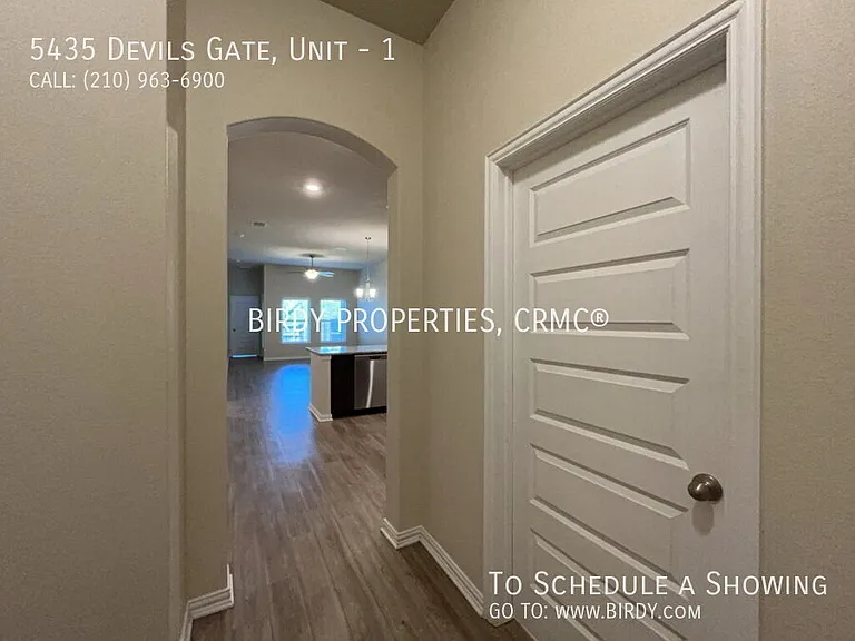 5435 Devils Gate #1 — Photo 8