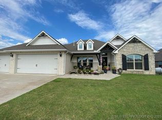 13571 S 236th East Ave, Coweta, OK 74429