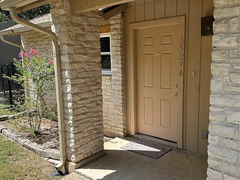 3529 N Hills Dr #A — Photo 1