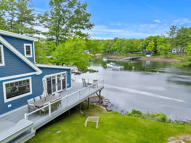 6 Sagamore Grv — Photo 41