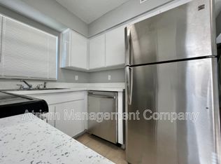 10218 N Ojus Dr APT B, Tampa, FL 33617