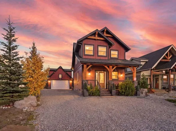 210 Cottageclub Cres, Rocky View County, AB T0L 1N0