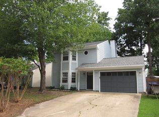 1437 Debbs Ln, Chesapeake, VA 23320