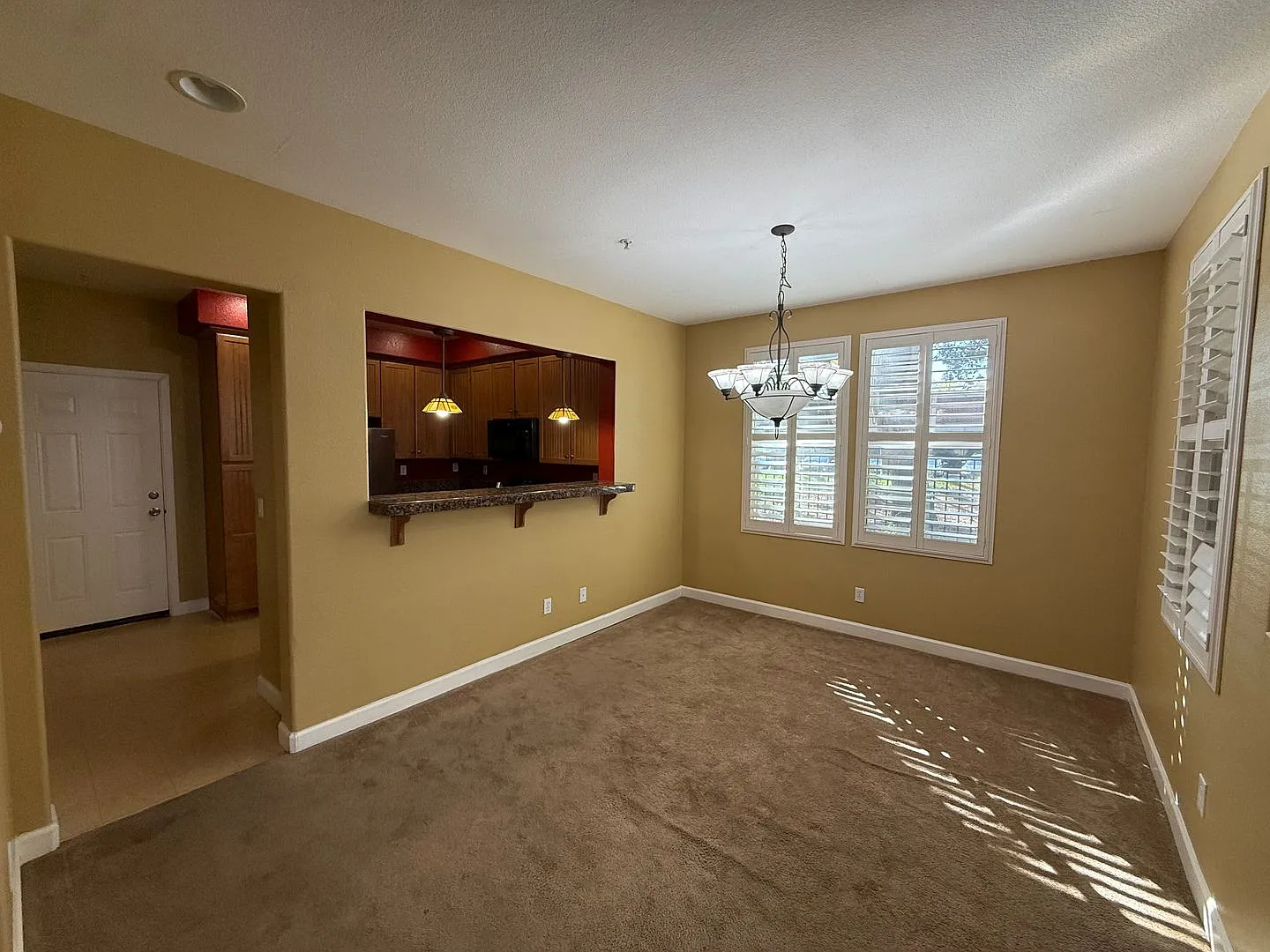 3 Bed| 2.5 Bath | 1727 SF | 2 Car Garage | Two Story | Condominum — Photo 3