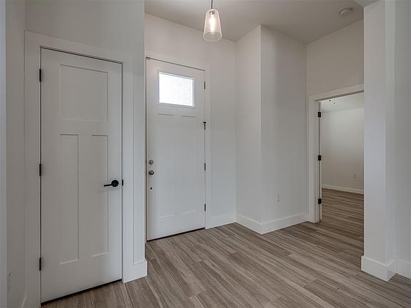 4th image of 1045 NW 17th Pl