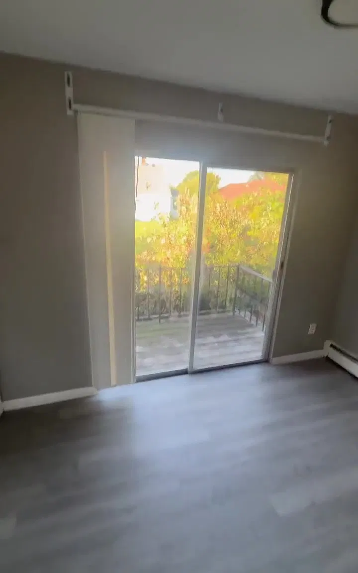 2 bed, $1,050 — Photo 1