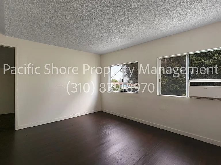 230 Bonnie Brae Apartments — Photo 6