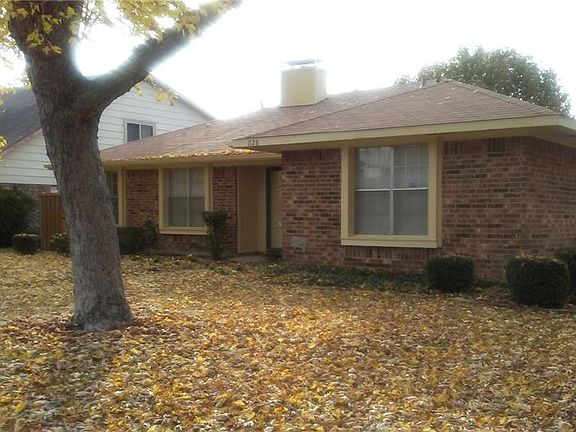 2nd image of 1128 Midway Dr