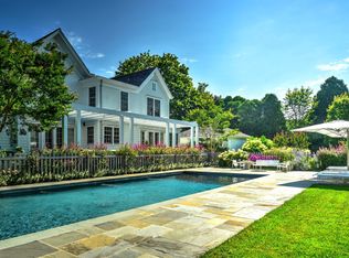 136 First Neck Ln, Southampton, NY 11968