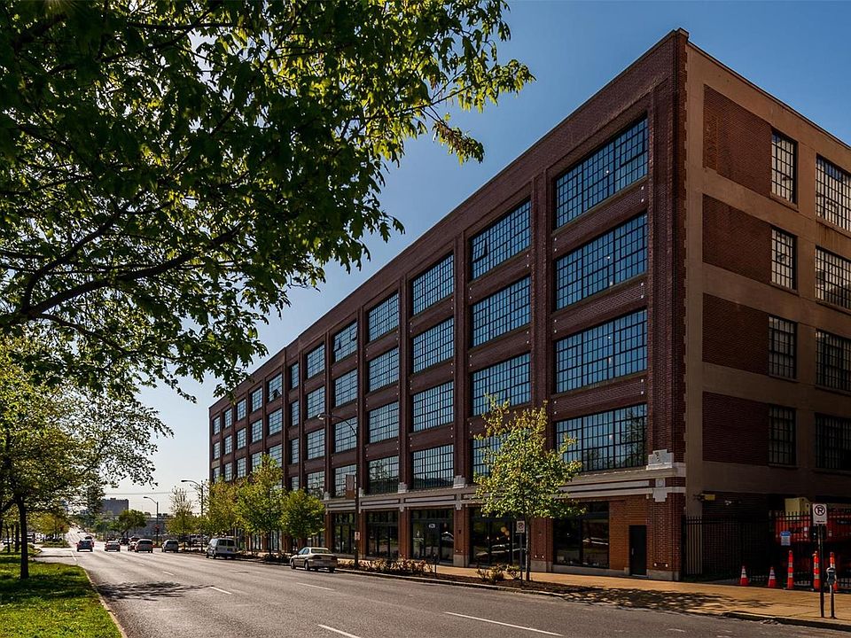 1st image of 4100 Forest Park Ave #225