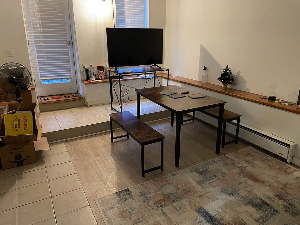 1st image of 28 Symphony Rd APT 3