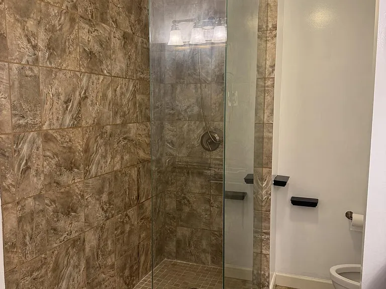 32 Alderman Ct — Photo 18