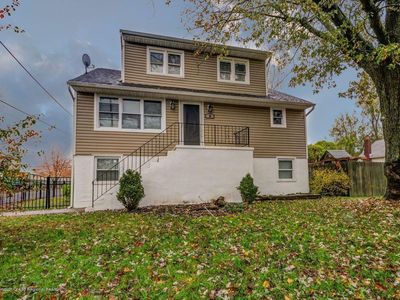 24 Taylor Ave, Middletown, NJ, 07748