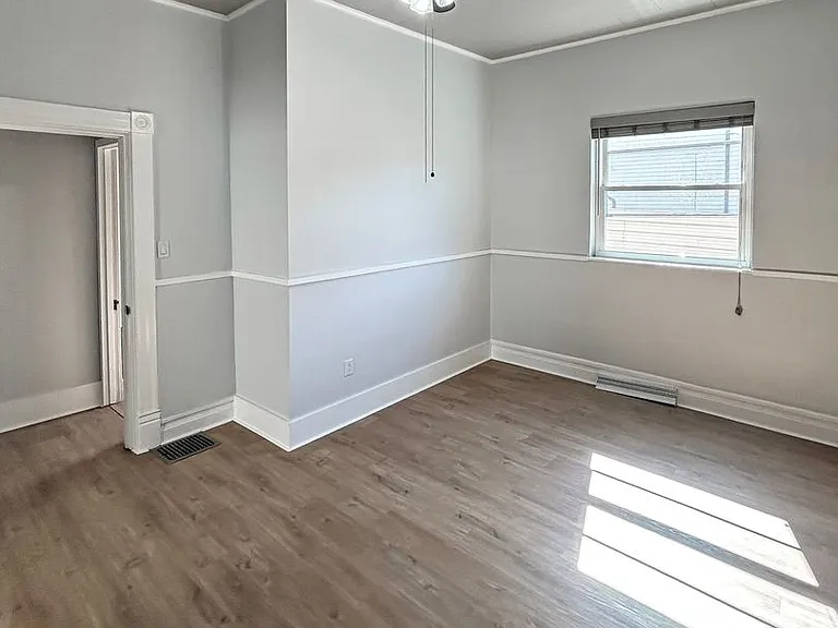 1524 4th Ave — Photo 28