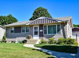 1817 14th Ave S, Fargo, ND 58103