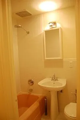 Rented by Douglas Elliman | media 25