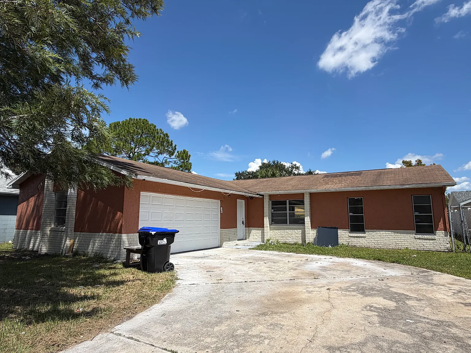 3 bed, 1100 sqft, $2,000 — Photo 3