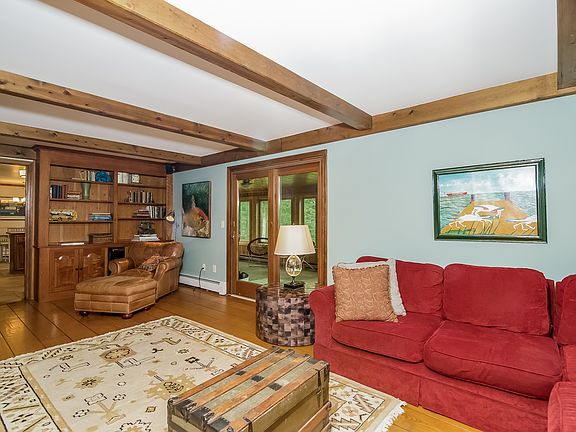 5th image of 309 Farmcliff Dr