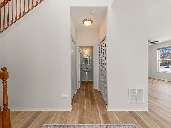 5th image of 2125 Sunrise Cir