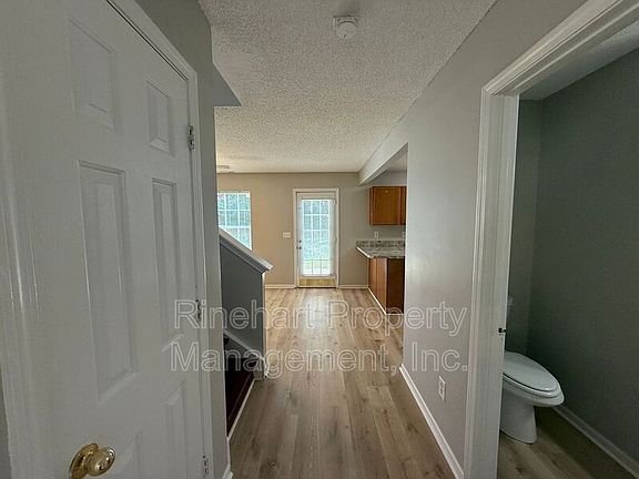 4th image of 1770 Baylor Dr