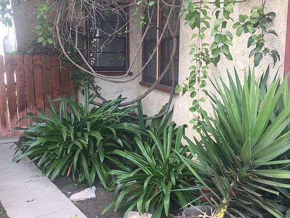 2nd image of 112 Ximeno Ave
