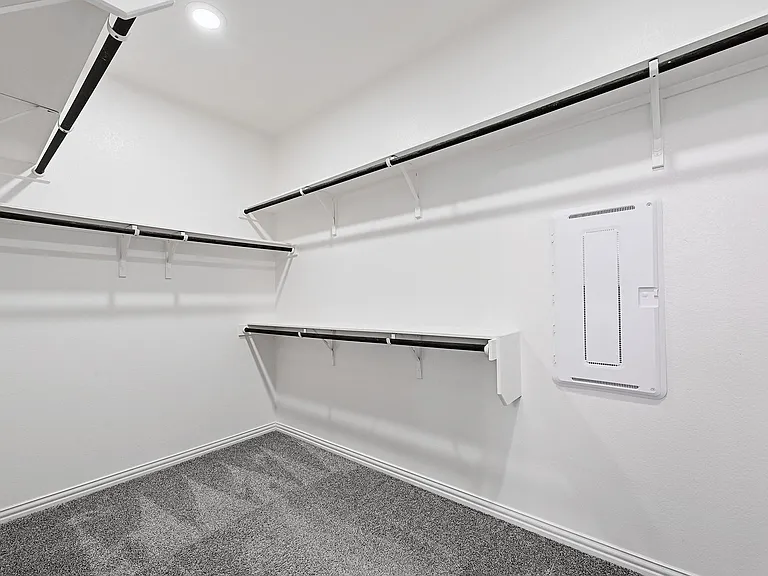 8816 Mina Dr — Photo 13