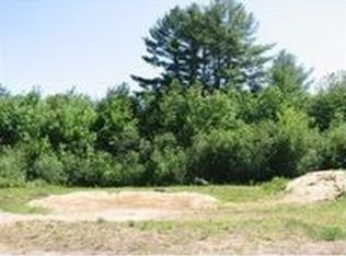 19 Nottingham Ln, Rochester, NH 03868