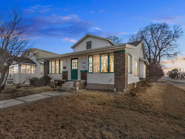 723 9th St, Green Bay, WI 54304